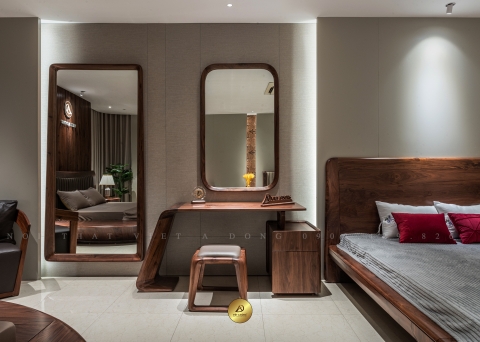 Bàn phấn gỗ óc chó BTD - 02